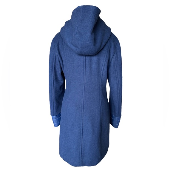 Soia & Kyo Woman’s Hooded Mixed Media Cost With Inner Puffer Bib And Sleeves - Picture 6 of 11